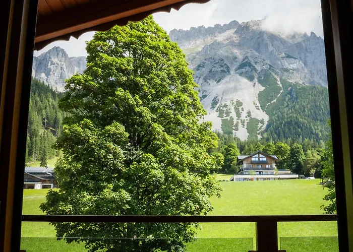 Pfeffermuehle 호텔 4*